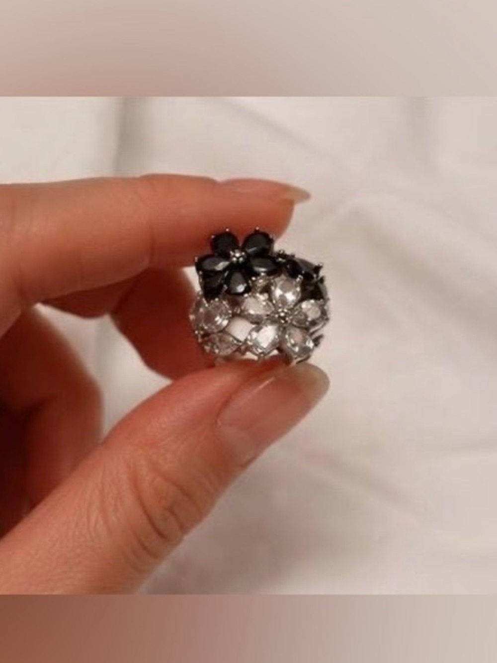 Black & Clear Floral Cluster Statement Ring - Picture 4 of 5